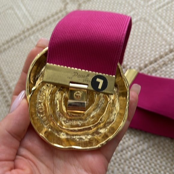 Pearl vintage fuschia and gold floral belt, size Large, 27”, 80’s perfection 🌹 - Picture 3 of 4